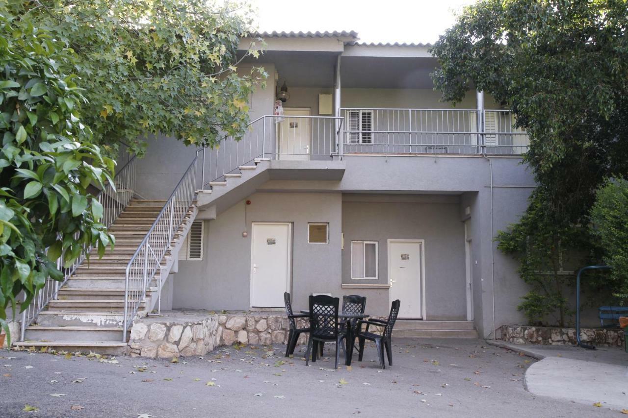 Kibbutz Beit Alfa Guest House Bet Alfa Exterior photo